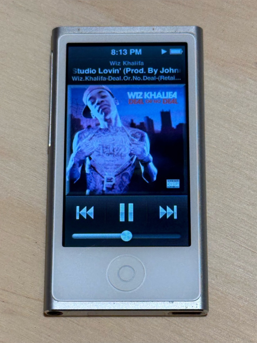 iPod Nano 7thGen Silver 16GB Model:A1446 Tested Good Battery 15-18hr w/2988-Song